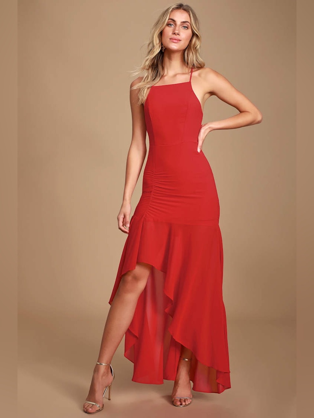 🆕(NWT) LULUs Starlet Red Ruched Maxi Dress. Size XL